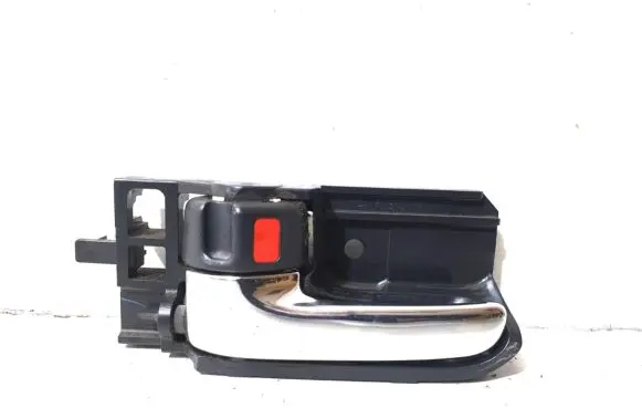 Toyota Corolla Verso E121 Front door interior handle