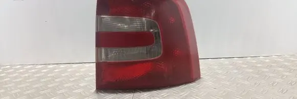 Skoda Octavia Mk2 (1Z) Rear/tail lights 1z9945