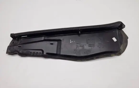 BMW X1 F48 F49 Fender end trim 51767329399 60829010 7329399