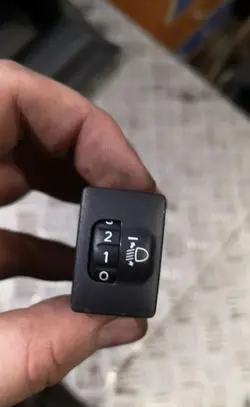 Toyota Auris 150 Headlight level height control switch 84152020400928