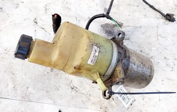 Skoda Octavia Mk2 (1Z) Power steering pump 5n513k514ae 31200780