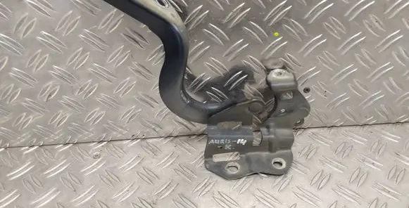 Toyota Auris E180 Engine bonnet/hood hinges 
