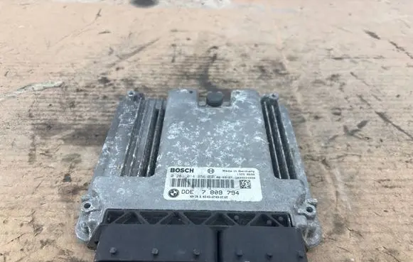 BMW 5 E60 E61 Engine control unit/module 0281014856 031662622 7809794