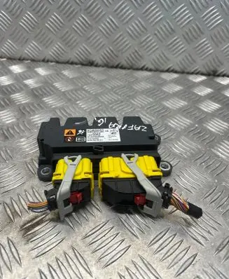 Opel Zafira C Airbag control unit/module 775799950 13595562 8110100000000X