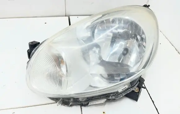Nissan Micra Headlight/headlamp 260601HB0A