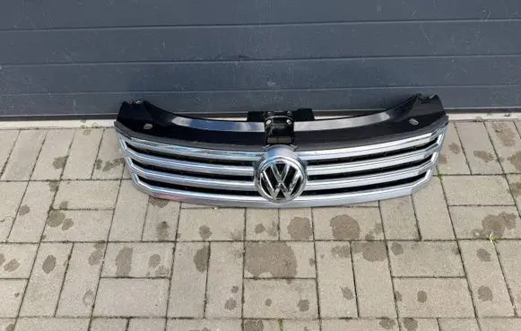 Volkswagen Phaeton Front bumper upper radiator grill 3D0853653F