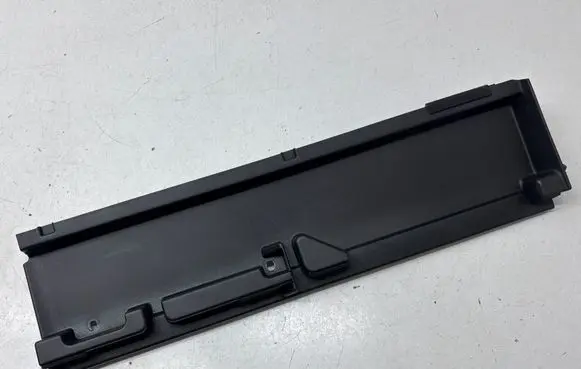 Renault Kadjar Trunk/boot lower side trim panel 767H36411R 634101222