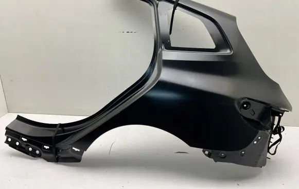 BMW 2 Active Tourer U06 Rear quarter panel 
