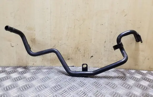 Volkswagen Touran I Engine coolant pipe/hose 03G121151