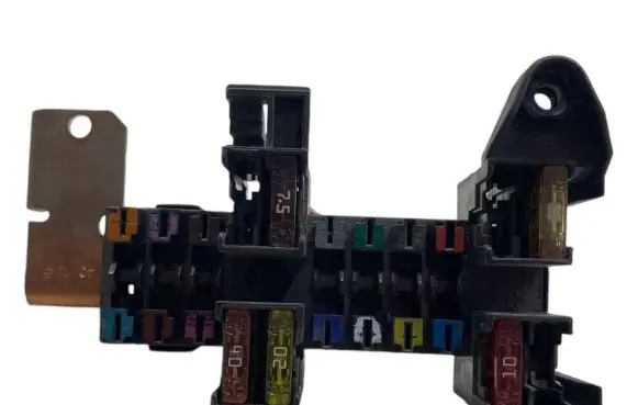 Mercedes-Benz Vito Viano W639 Fuse module 2035400050 08200500