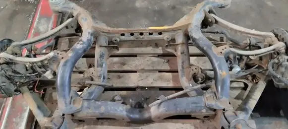 Audi Q7 4M Rear subframe 7L0500041