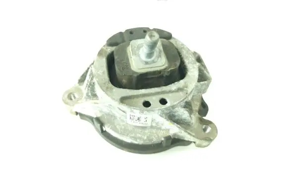 BMW 4 F36 Gran coupe Engine mount bracket 6855456