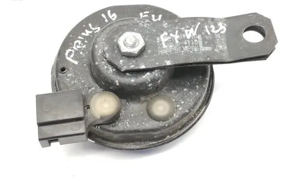 Toyota Prius (XW50) Horn signal E13000026