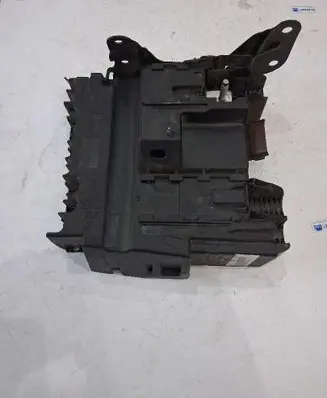 Peugeot 308 Battery control module 9675350380