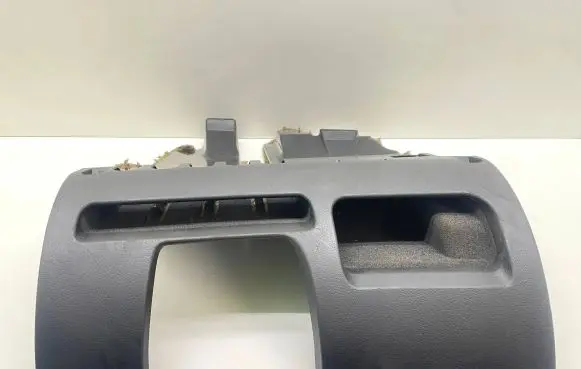 Dashboard lower bottom trim panel