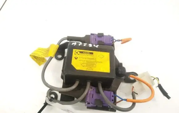 Renault 19 Airbag control unit/module 7700839009C 550152900