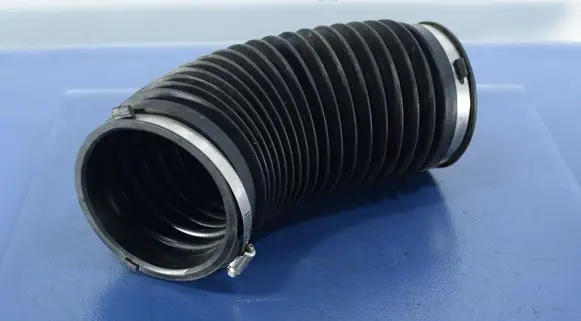 Chrysler Town & Country V Air intake hose/pipe 04861732AC