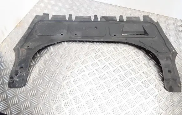 Skoda Fabia Mk2 (5J) Engine splash shield/under tray 6Q0825237