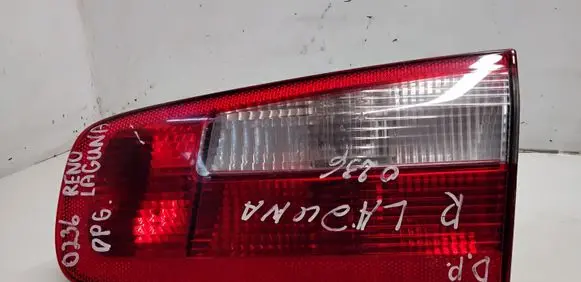Renault Laguna II Tailgate rear/tail lights 8200002476