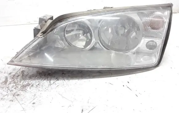 Ford Mondeo Mk III Headlight/headlamp 0301174601