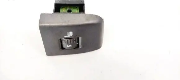 Volkswagen Phaeton Seat heating switch 3D0963564