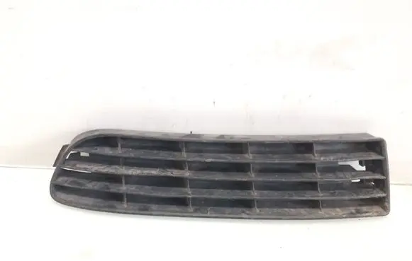 Audi A6 S6 C4 4A Front bumper lower grill 4A0807345J