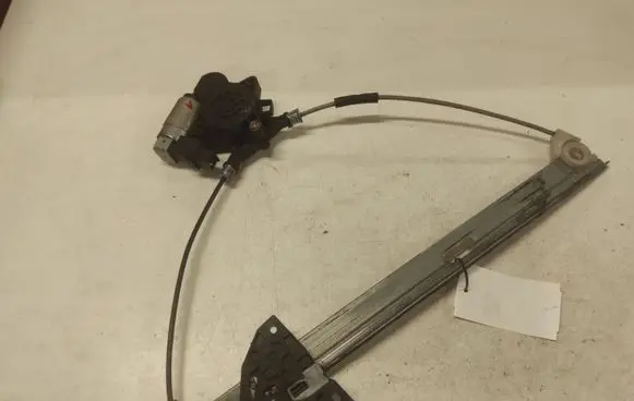 Mazda 3 I Front door window regulator with motor GJ6A5958X