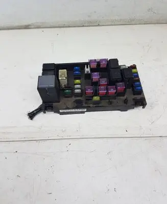 Subaru Outback Fuse module 82241AG030 607057