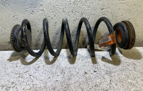 Chrysler 200 Rear coil spring 68231588AA
