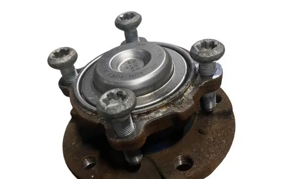 BMW 3 GT F34 Front wheel ball bearing 6876840 31206876840