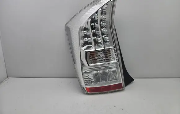 Toyota Prius (XW30) Rear/tail lights A046040