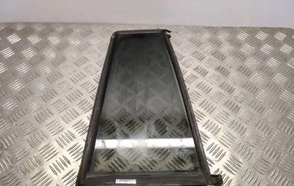 Mercedes-Benz GL X164 Rear vent window glass A1647350624