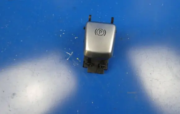 Mercedes-Benz E W213 Hand parking brake switch A2139056608 743201 HW164100