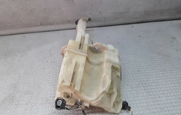 Volvo S80 Windshield washer fluid reservoir/tank 9484282