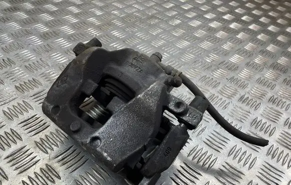 Nissan Qashqai J12 Front brake caliper FN28VZA