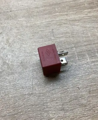 Renault Scenic I Other relay 8200253922