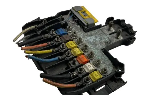 Citroen C4 I Picasso Fuse module 9662914480 08K46096