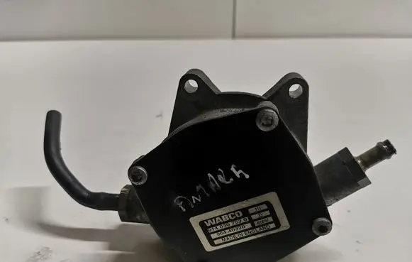Vacuum pump