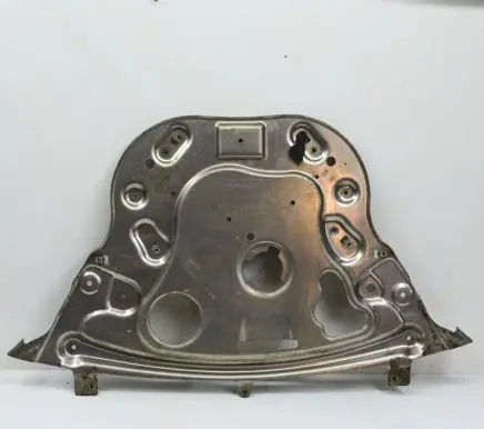 Engine splash shield/under tray