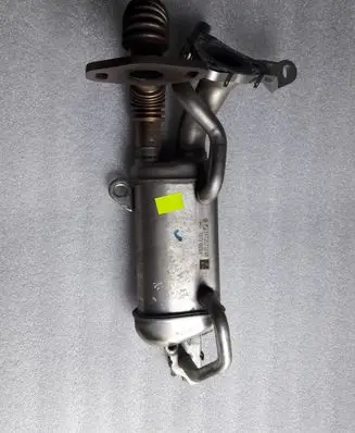 Renault Kadjar EGR valve cooler 147357324R 70731628A