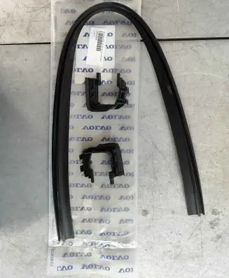 Volvo XC60 Sunroof sealing rubber 32216220 31651412