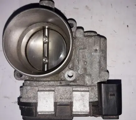 Skoda Fabia Mk2 (5J) Throttle valve 03F133062