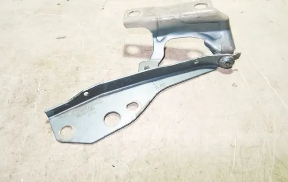 Volvo C30 Engine bonnet/hood hinges 30753597