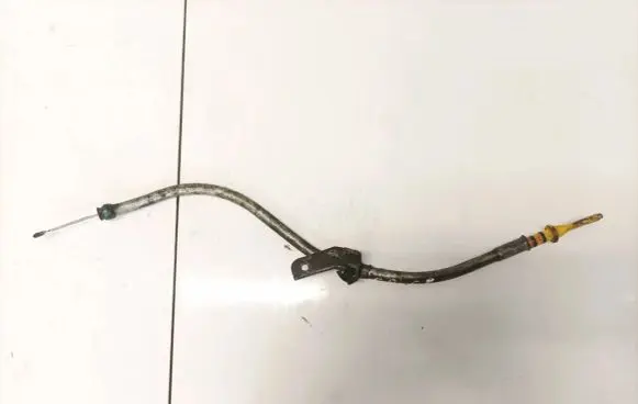 Volvo V70 Oil level dip stick 