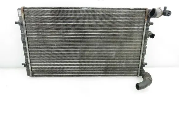 Volkswagen Golf IV Coolant radiator 