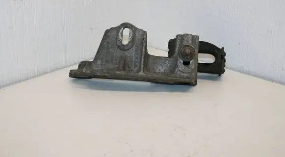 Seat Alhambra (Mk1) Engine mounting bracket 7M3199600A YM216030AA
