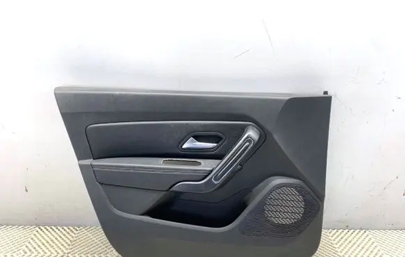 Dacia Duster II Front door card panel trim 