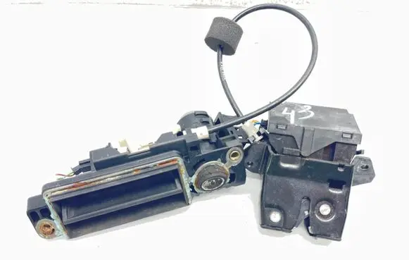 Mercedes-Benz SLK R171 Loading door lock A1717500085 A1717500185 A2037500693