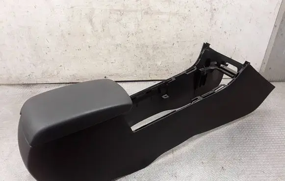 Mazda 6 Armrest