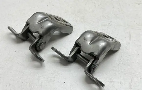 Front door hinge set